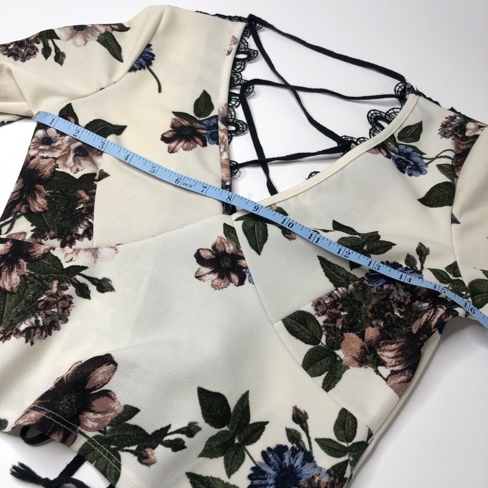 NEW Mode Boho Floral Bell Sleeve Lace-up Crisscross Back Hippie Sexy Crop Top - Picture 12 of 14